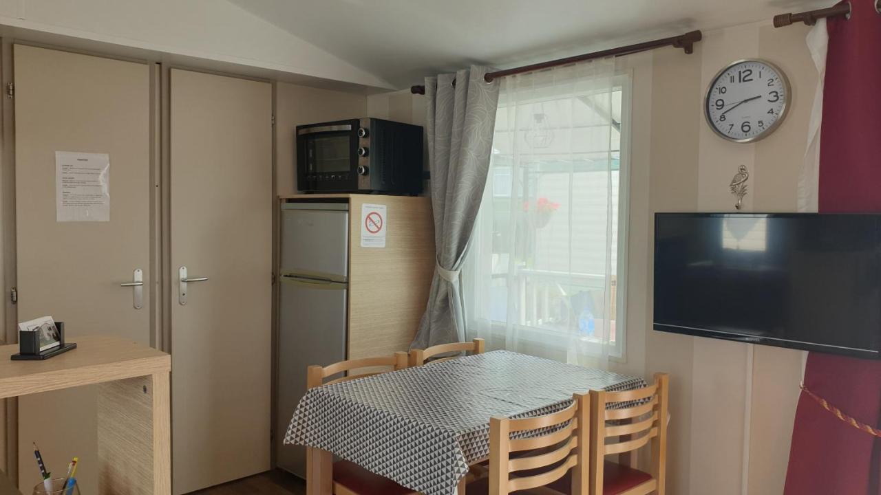 סן-פר-סור-מר Sylvie Proprietaire Du Mobil-Home מראה חיצוני תמונה